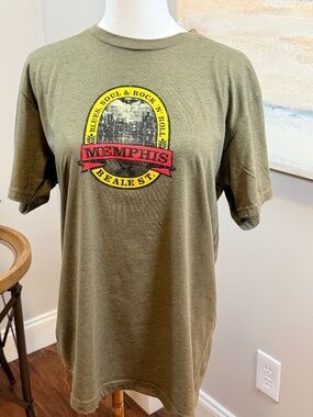 Memphis Beale Street Graphic Tee 🔥